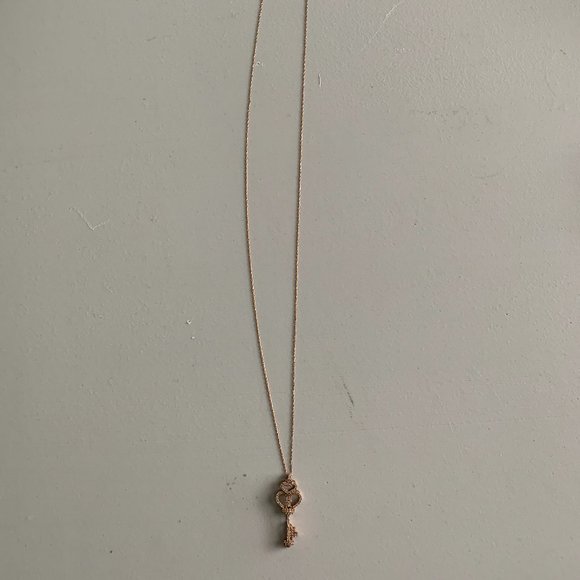 Rose Gold Key Necklace - Picture 5 of 5